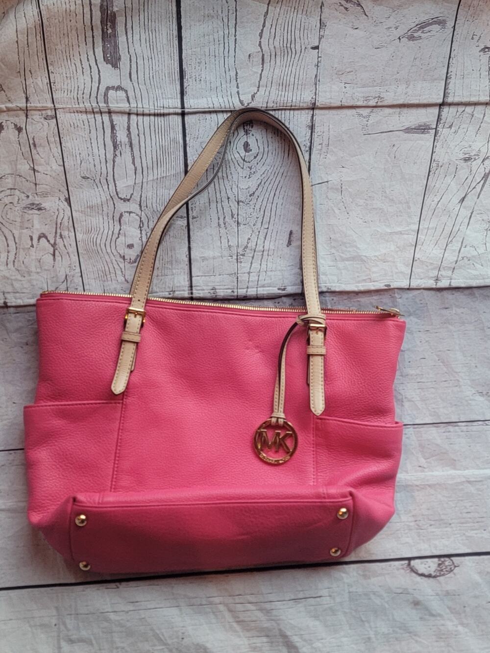 Michael Kors Acorn Leather Jet Set East/West Top Zip Tote Pink read
